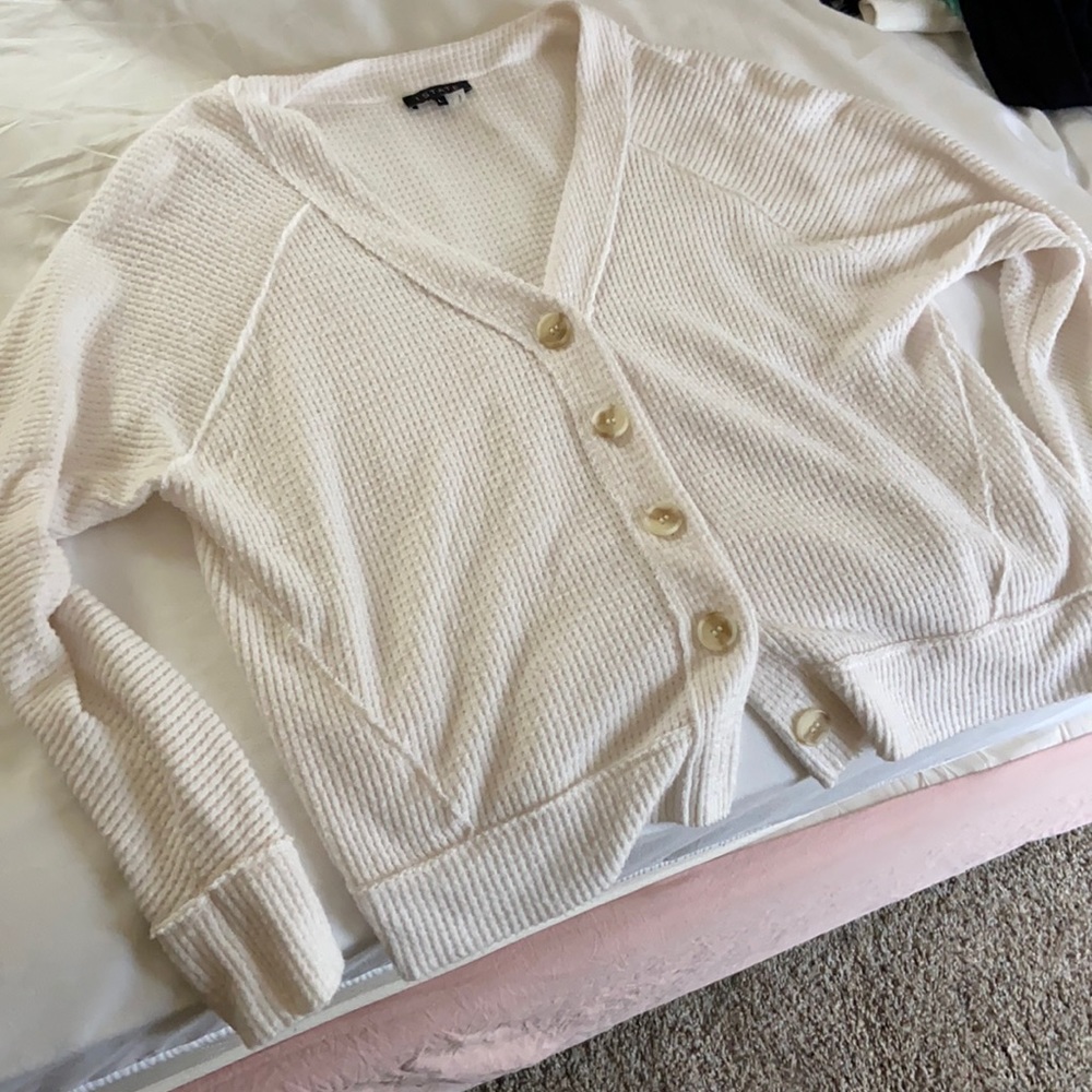 1 State Cardigan